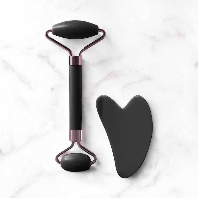 Gua sha et rouleau visage noir